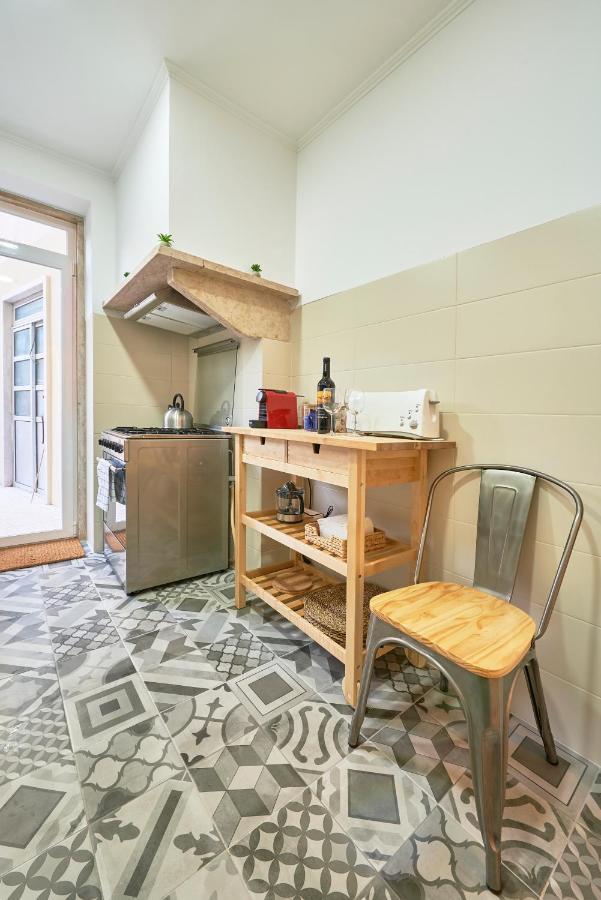 Belem Light Filled Apt With Patio, By Timecooler Lisboa Ngoại thất bức ảnh