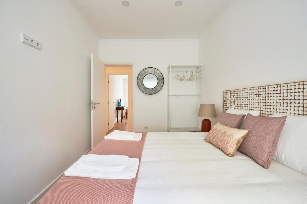 Belem Light Filled Apt With Patio, By Timecooler Lisboa Ngoại thất bức ảnh